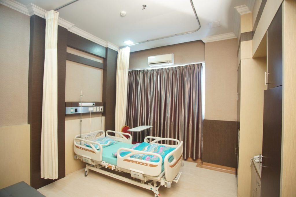Instalasi Rawat Inap: Fasilitas Kamar VIP, Kelas 1, 2, & 3